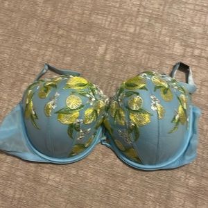 Victoria Secret Bra